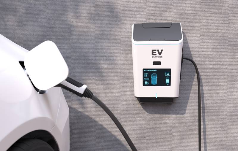 Voiture électrique en charge